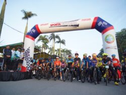 Peserta Happy Cycling Asal Kuching Rasakan Semarak Hari Jadi Pontianak