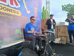 Multi Talenta, Edi Kamtono Piawai Bermain Drum, Hibur ASN di Atas Panggung