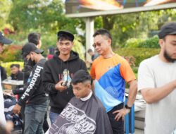 Potong Rambut Bayar Seiklasnya, Edi Puji Aksi Barber Peduli Palestina
