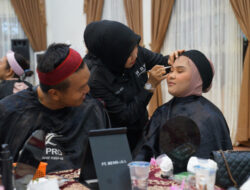 TP-PKK Kota Pontianak dan West Borneo MUA Community Gelar Pelatihan Make Up