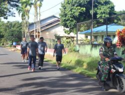 Upaya Kodim 1206/Putussibau Untuk Menjaga Kebugaran Para Personil, Dengan Lari Pagi