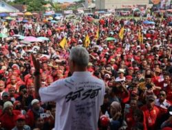 Ganjar – Mahfud MD Kampanye Terbuka Turun Ke Beberapa Titik Lokasi Dibanjiri Puluhan Ribu Warga Hadir