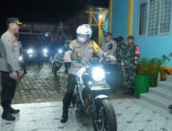 Kapolda Kalbar Bersama Kapolresta Pontianak Tinjau Keamanan Kotak Suara Di Wilayah Hukum Polresta Pontianak