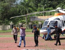 Pastikan Situasi Aman, Dansatbrimob Dampingi Karoops Polda Kalbar Kunjungi Kabupaten Bengkayang 