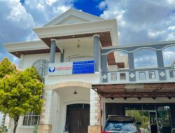 Ombudsman Kalbar Jelaskan Soal Logo Gandeng Pemkot di Papan Plang Bangunan Rumah Lantai 2