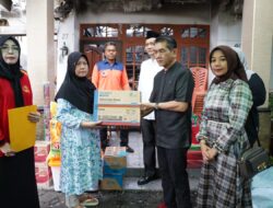 Pj Wako Serahkan Bantuan Korban Kebakaran di Swignyo