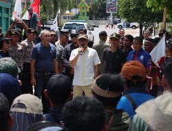 Peringatan Hari Buruh, Polres Ketapang Berikan Pengamana dengan Humanis 