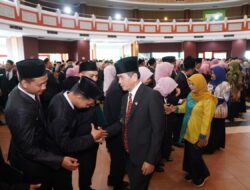 Ani Sofian Lantik 850 PPPK Jadi Pejabat Fungsional, Pj Wako Ingatkan ASN Disiplin dalam Bekerja