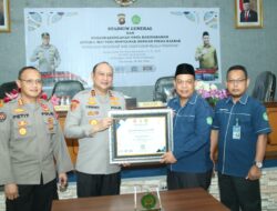 Bangun Kemitraan Dibidang Pendidikan, Kapolda Kalbar Tandatangani MOU dan Memberikan Materi Kuliah Umum di IKIP PGRI Pontianak