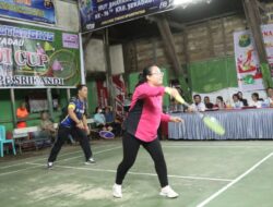 Kapolres Sekadau Buka Turnamen Badminton dalam Rangka Hari Bhayangkara ke-78