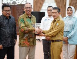 Jitu Kelola Anggaran Pendidikan, Pontianak Tuai Pujian DPR RI