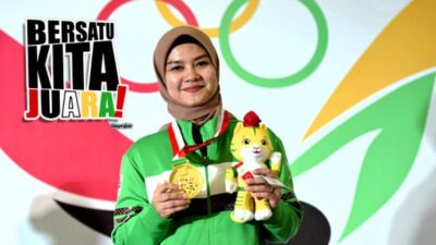 Pebowling Putri Sumut Aldila Indryati Lampaui Target Medali Emas PON