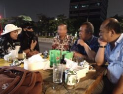 Ngariung Bersama Para Tokoh di Food Truck Wedangan Uduk Mabes Kawasan Juanda Jakarta Pusat