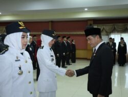Camat Pontianak Barat Titin Widiyanti, Pontianak Kota Anisah Nurbayani