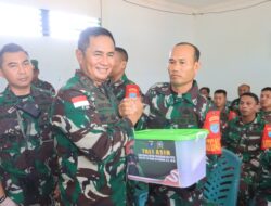 Pangdam XII/Tpr Tekankan Kepada Babinsa Jaga Netralitas TNI, Saat Kunjungan Ke Koramil 05/Ketungau Hulu