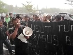 Puluhan Mahasiswa Demo di Depan Polda Kalbar, Tuntut Kasus Korupsi BP2TD Mempawah Diusut Tuntas