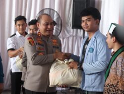 Kapolda Kalbar Laksanakan Baksos Polri Presisi Bersama Mahasiswa, BEM, dan OKP Sambut Ramadan 1446 H di Polda Kalbar