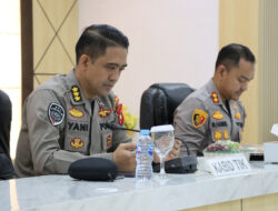 Bidang TIK Polda Kalbar Kunjungi Polres Ketapang, Perdalam Pemahaman Anggota Mengenai Aplikasi 110, Aplikasi Tanda Tangan Elektronik Serta Aplikasi ASTINA Polri