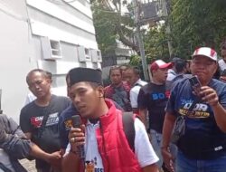 Wartawan di Surabaya Geruduk Kantor Satpol PP, Tuntut Keadilan