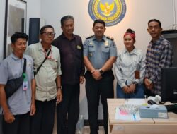 Gabungan Wartawan, dari beberapa Media Berkunjung ke Kantor BEA CUKAI Entikong