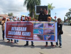 Aksi Damai Keluarga Besar Nurlatu Tuntut Keadilan Empat Tersangka Dalam Kasus Pembunuhan