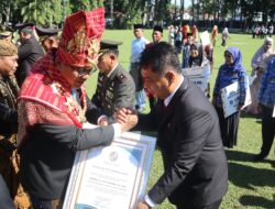 Basmi Narkoba Feri Kusnadi Terima Penghargaan Dari Bupati Deli Serdang di Hut Polri ke 80