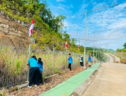 MERAH PUTIH BERKIBAR DI BERANDA NEGERI, MENJAGA KEDAULATAN MENGAWAL NKRI