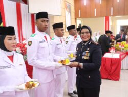 Kapolres Buru Bersama Forkopimda Ikuti Upacara dan Ramah Tamah HUT ke-81 Kemerdekaan RI
