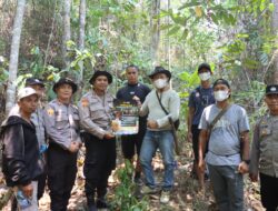 Tim Edukasi Lemdiklat Polri S2-STIK Sosialisasikan Pencegahan dan Dampak Karhutla kepada Masyarakat Desa Batu Buil