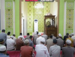 Pererat Silaturahmi Subuh, Wakapolda Kalbar Ajak Masyarakat Jaga Kamtibmas
